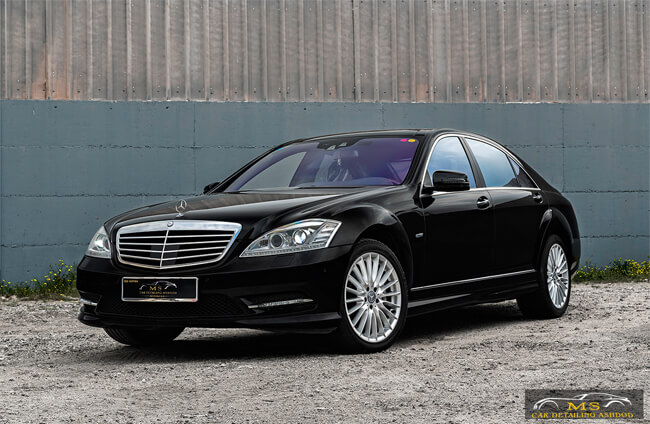 Mercedes-black Mercedes-black